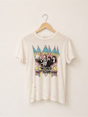 Chaser 1987 Def Leppard World Tour Distressed Tee Medium